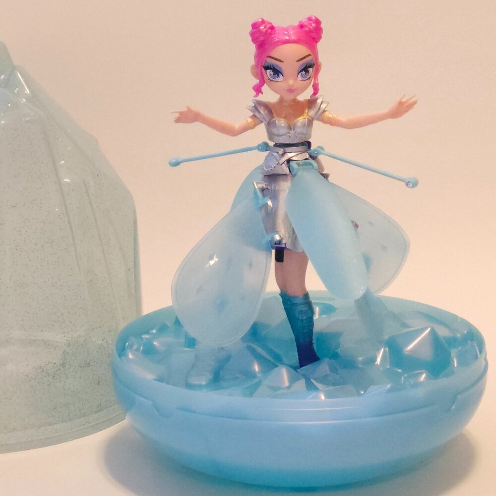 PRETTY Hatchimals Pixes Crystal Flyers Starlight Idol Baby Blue